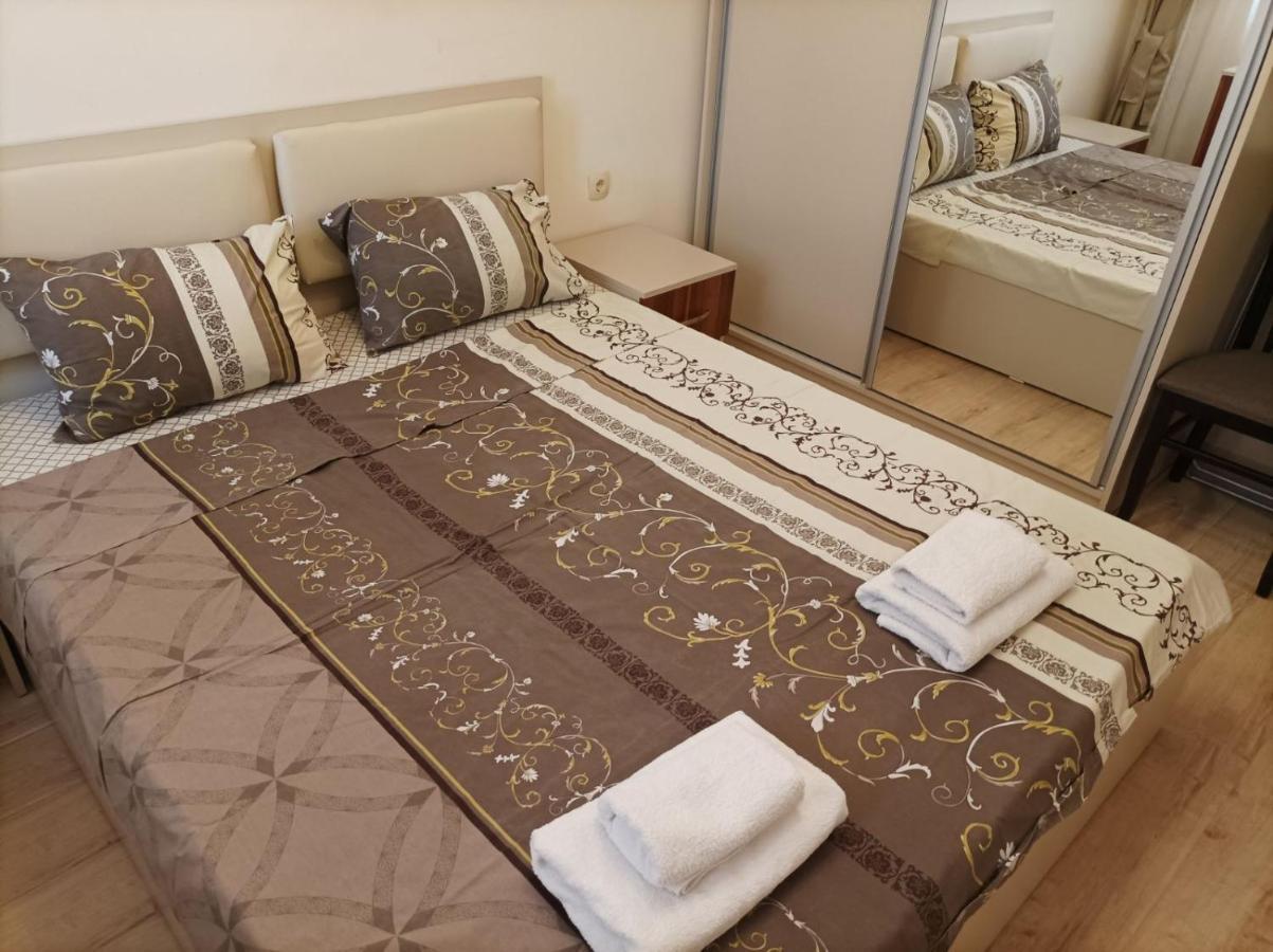 One Bedroom Apartment 5 - Restaurant Stadium プロヴディフ エクステリア 写真
