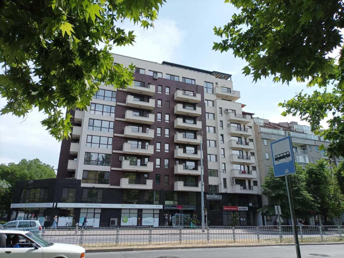 One Bedroom Apartment 5 - Restaurant Stadium プロヴディフ エクステリア 写真