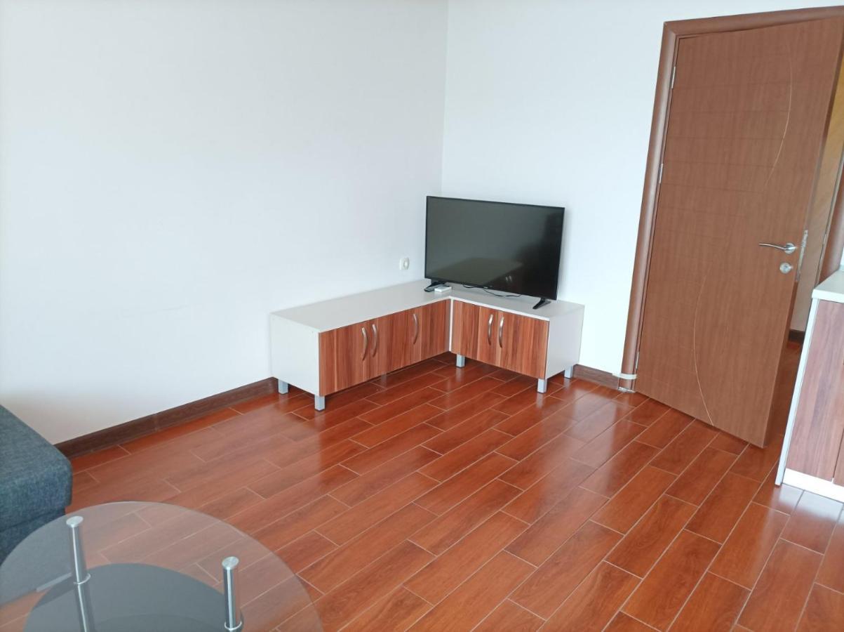 One Bedroom Apartment 5 - Restaurant Stadium プロヴディフ エクステリア 写真