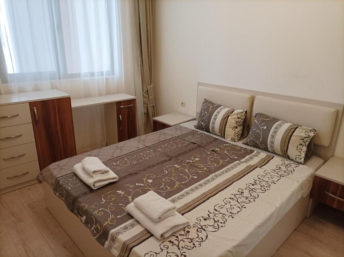 One Bedroom Apartment 5 - Restaurant Stadium プロヴディフ エクステリア 写真