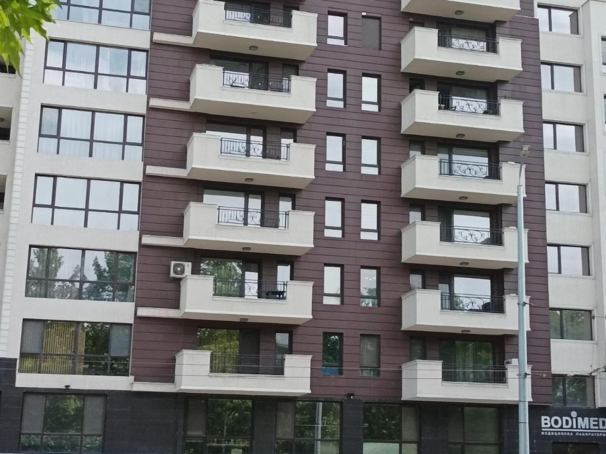 One Bedroom Apartment 5 - Restaurant Stadium プロヴディフ エクステリア 写真